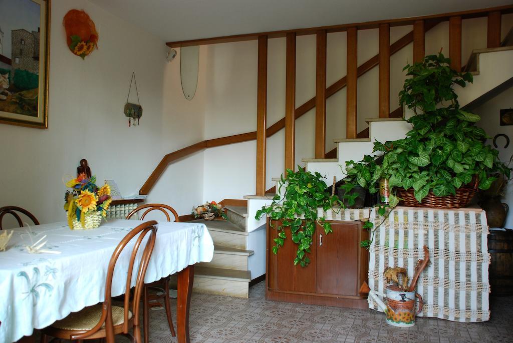 למפורקיו Bed And Breakfast Il Girasole מראה חיצוני תמונה
